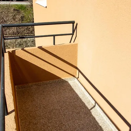 Navial 1 בית הארחה 3*