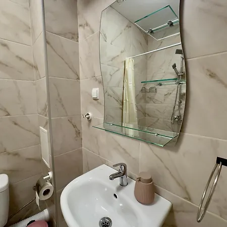 בית הארחה Navial 1 3*