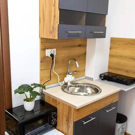 בית הארחה Navial 1 גברובו