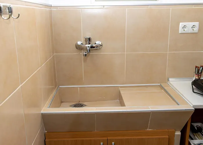 Navial 1 3* ガブロヴォ